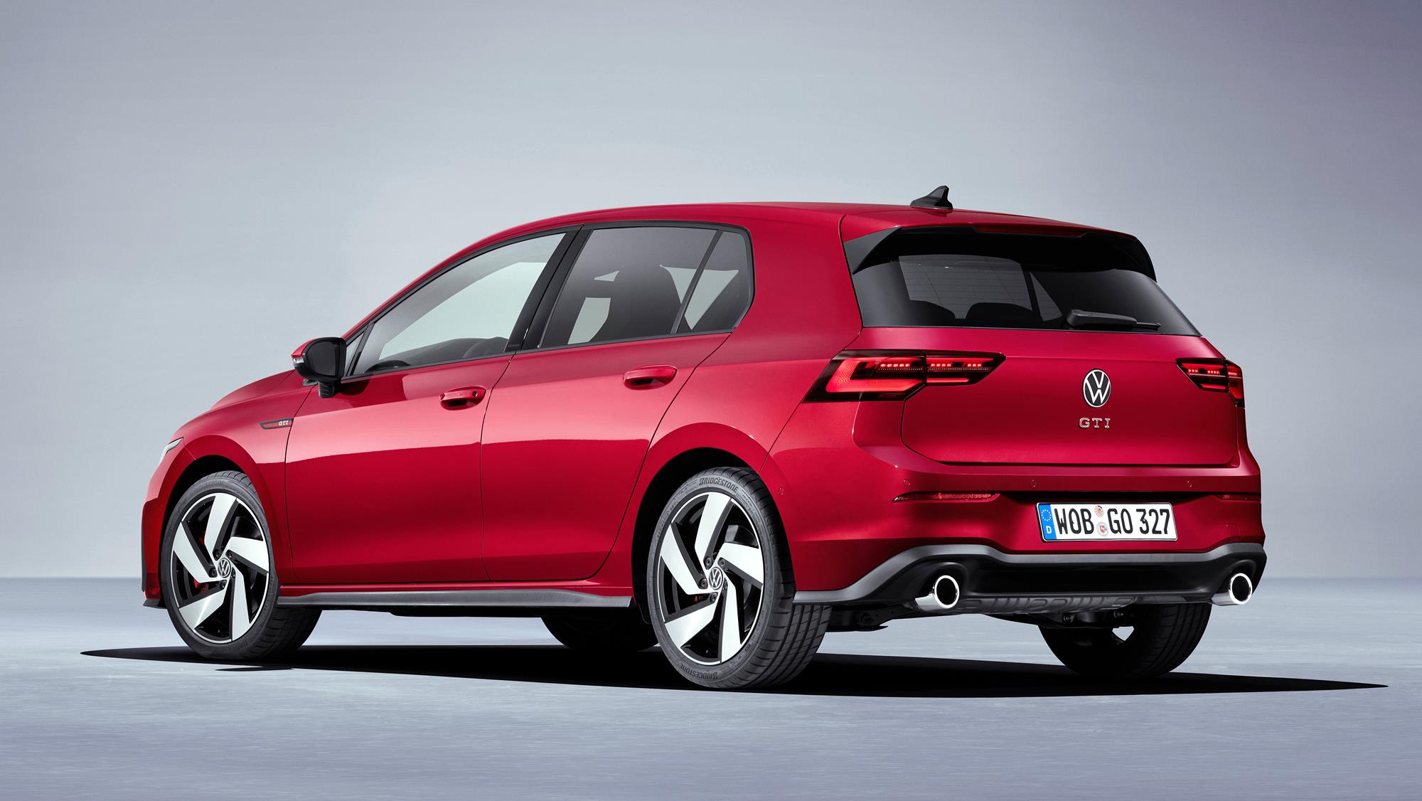 Novo VW Golf GTI mantém o câmbio manual, mas tem a mesma potência do GTE |  Quatro Rodas