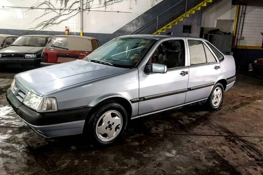 Fiat Tempra parado por 30 anos Fiat Tempra parado por 30 anos
