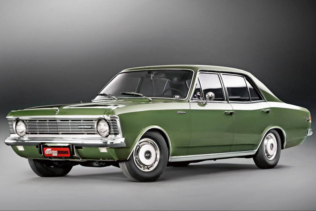 CLASSICOS OPALA 01 Chevrolet Opala deu a largada para os carros de passeio nacionais da GM