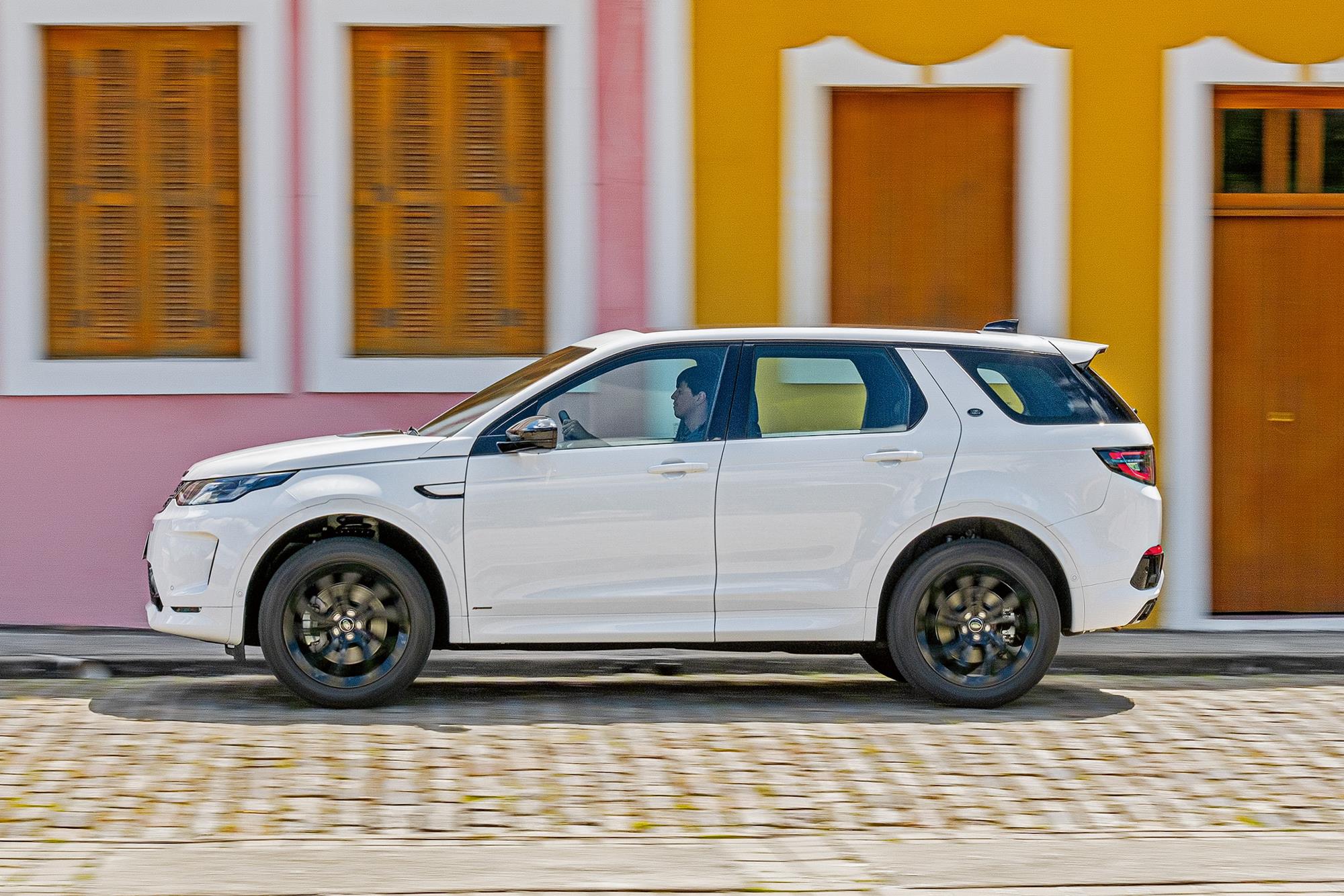 Como Volvo XC60 quer desbancar Discovery Sport, Evoque e X3