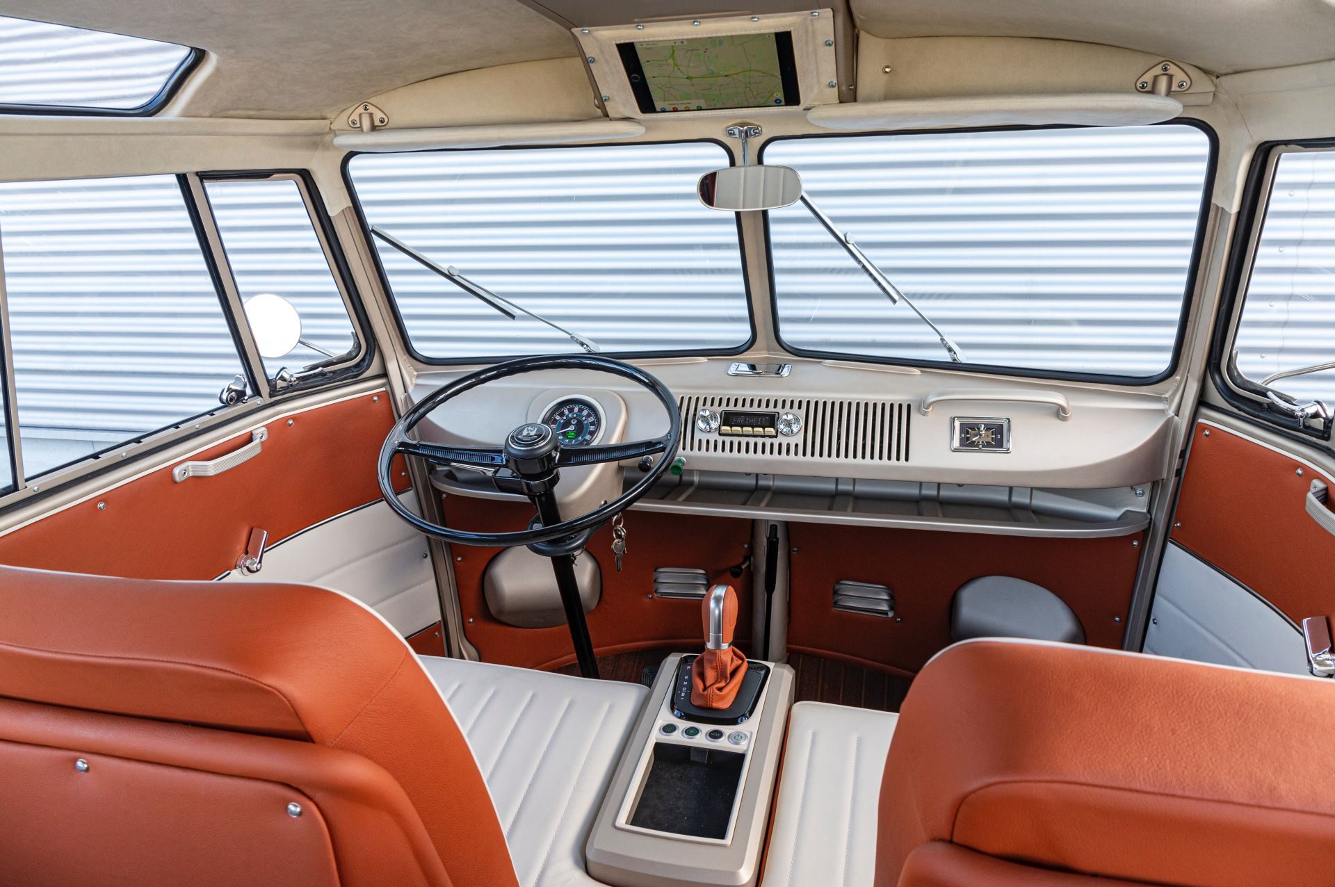 VW-e-Bulli-Concept-8