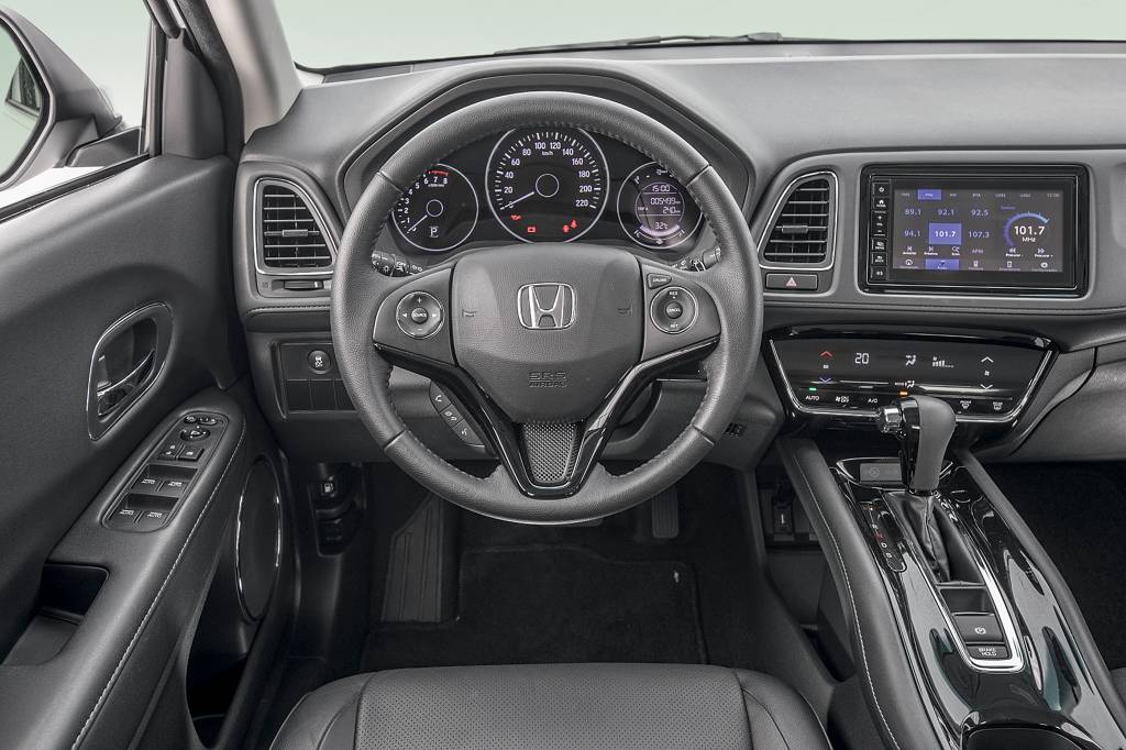 Honda HR-V EXL (2) Novo Tracker é capaz de bater T-Cross, Renegade, Creta, Kicks e HR-V?