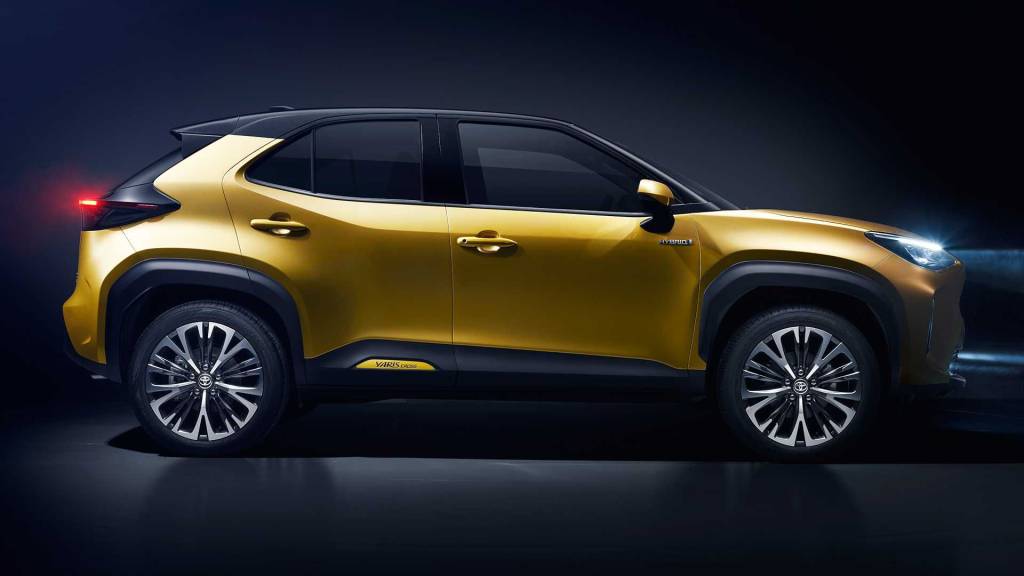 Toyota-Yaris-Cross-suv (3) Toyota-Yaris-Cross-suv (3)