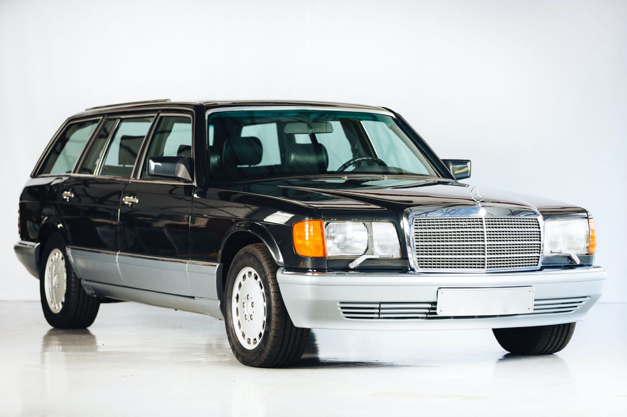 1990-Mercedes-Benz-560-TEL-wagon-conversion-by-Caro-3-1.jpg