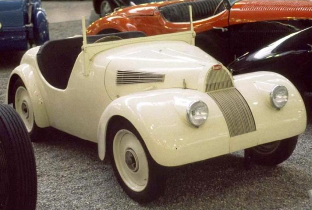 Bugatti-Type-68-2.jpg