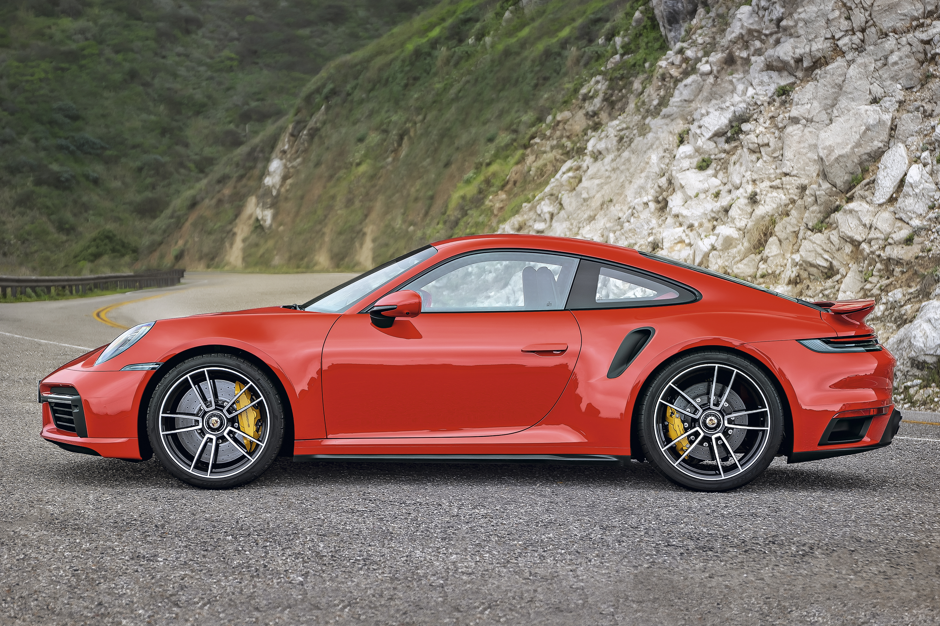 Teste novo Porsche 911 Turbo S é o melhor 911 de todos os