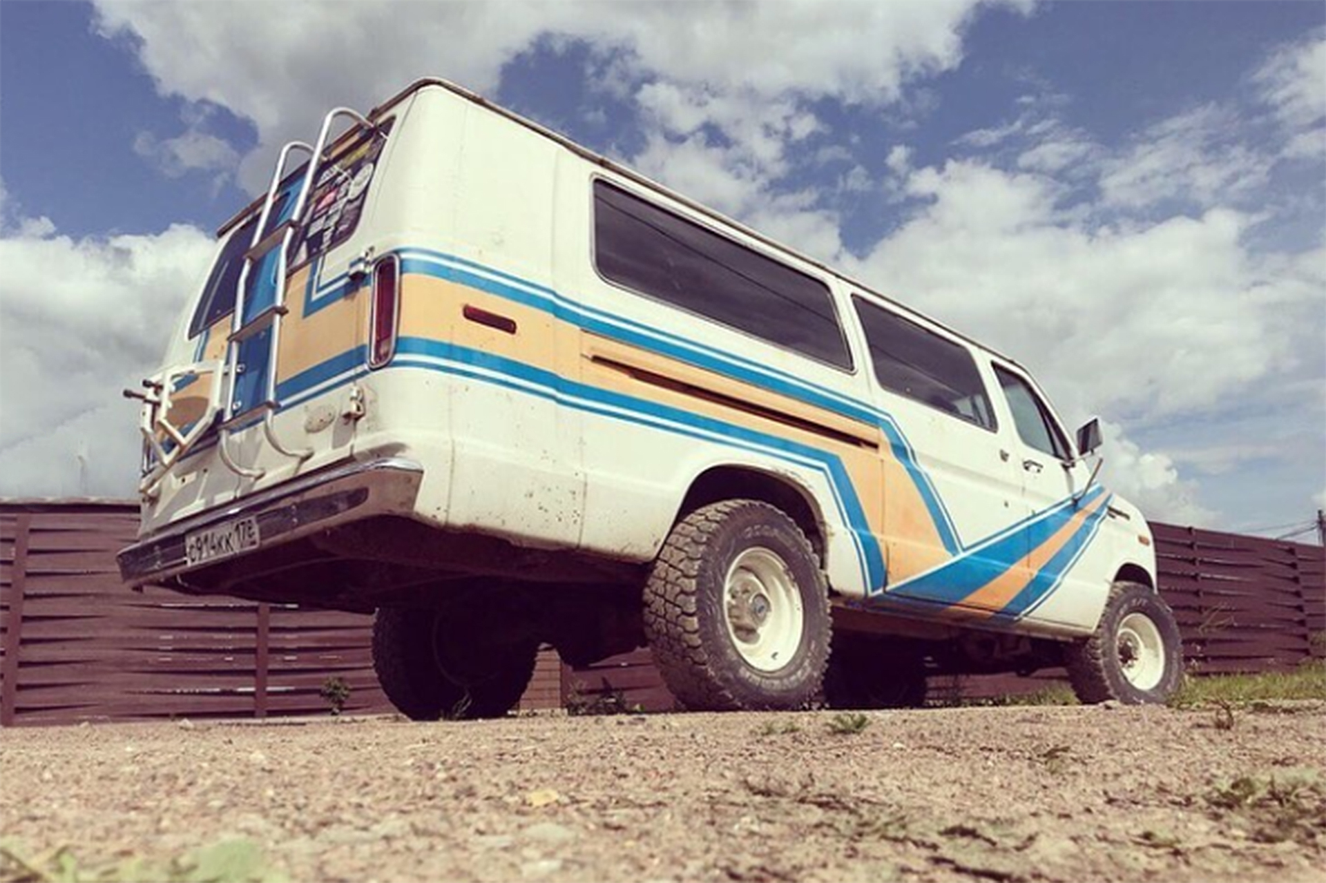Ford F-150 Raptor van