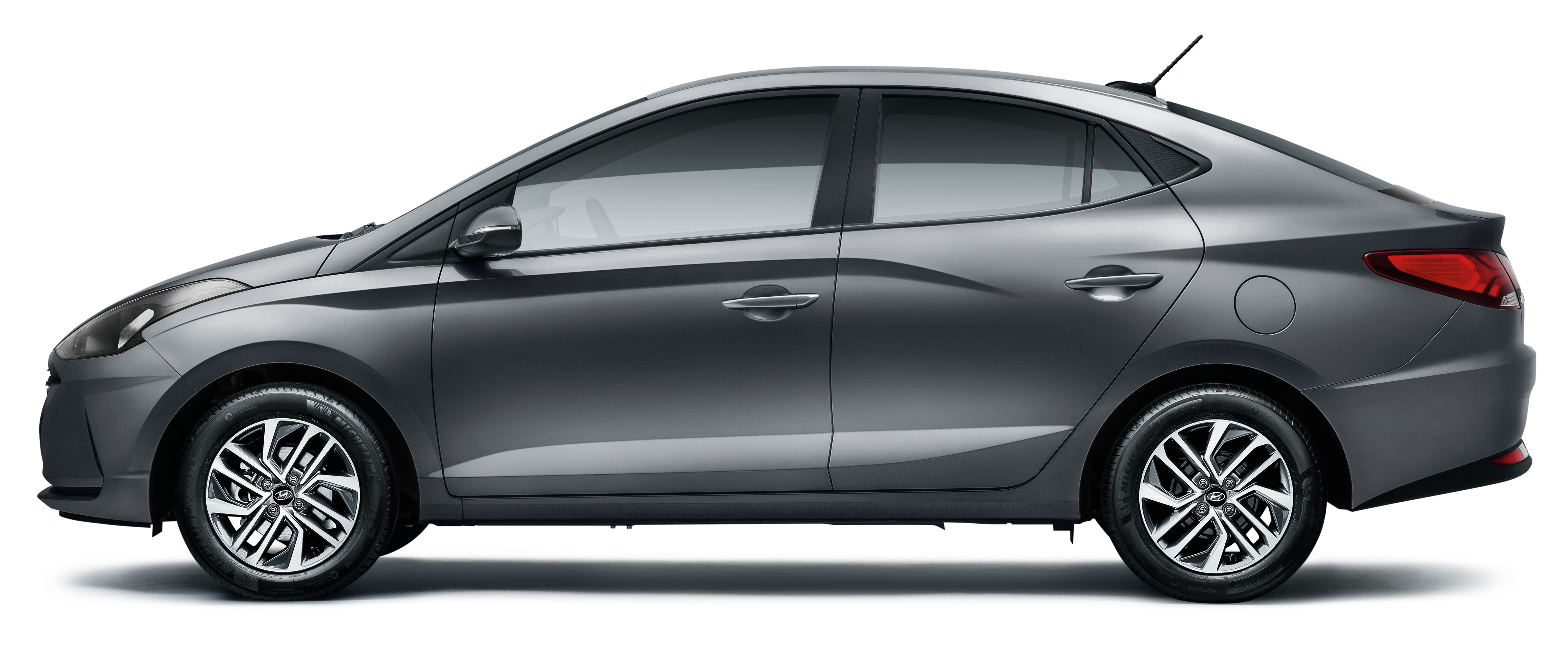 Com 1.0 turbo em baixa, Hyundai HB20 1.6 ganha conteúdo na