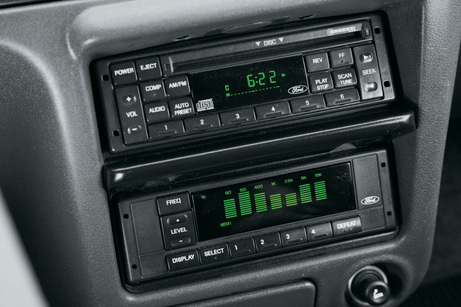 GRANDES BRASILEIROS FORD ESCORT XR3 CONVERSIVEL