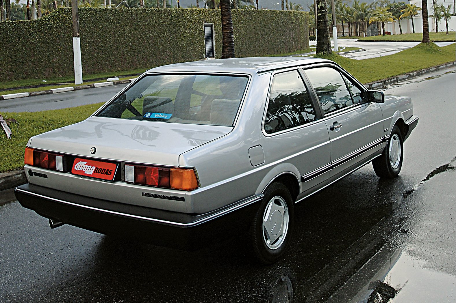 Santana GLS, modelo 1989 da Volkswagen, testado pela revista Quatro Rodas.