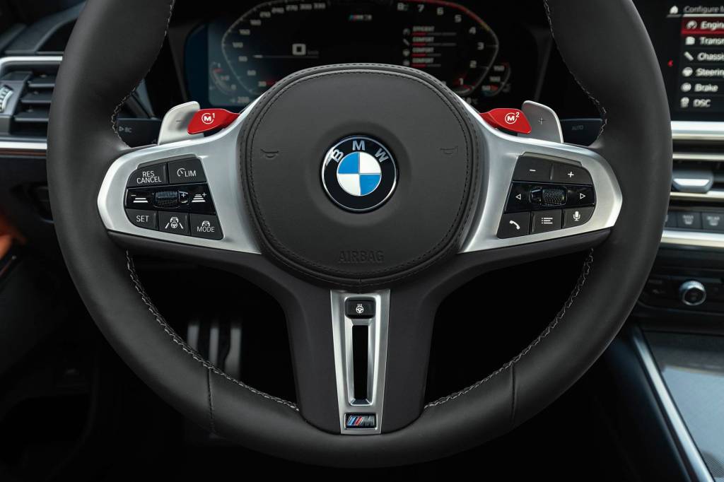BMW M3 2021 (10) BMW M3 2021 (10)