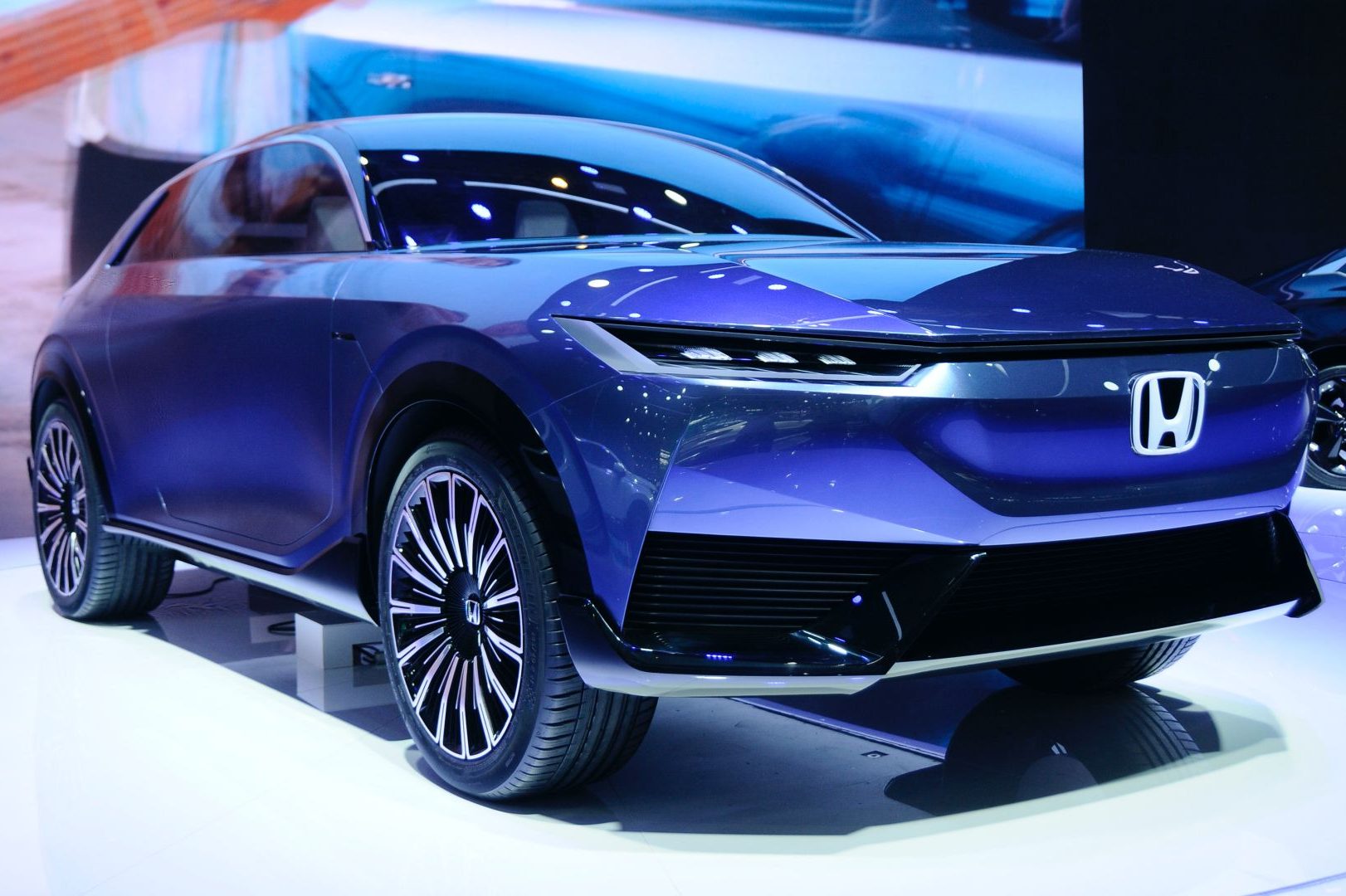 Hond-SUV-econcept-at-2020-Beijing-Auto-Show-2-e1601487637998.jpg