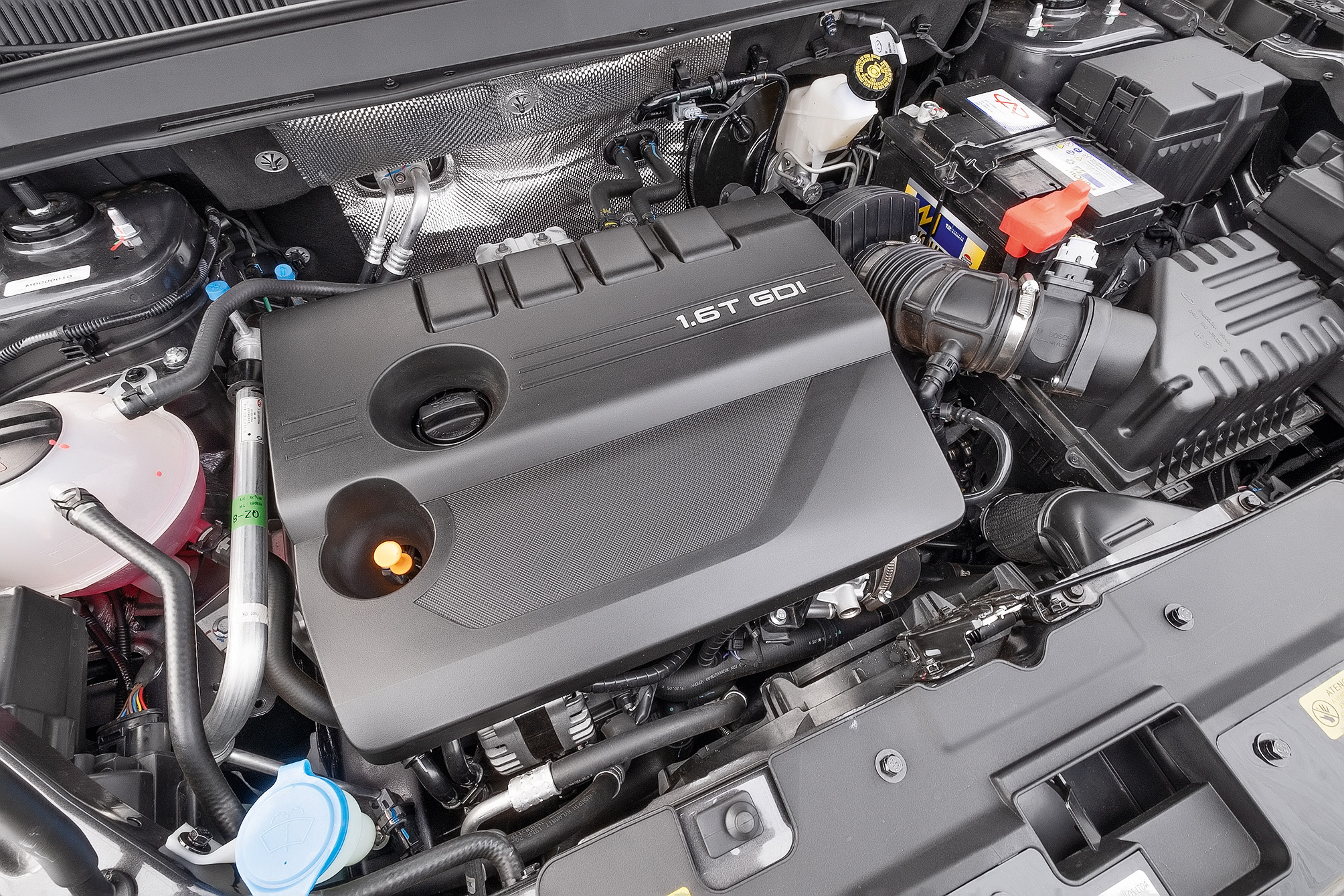 MOTOR Tiggo 8 compara 738