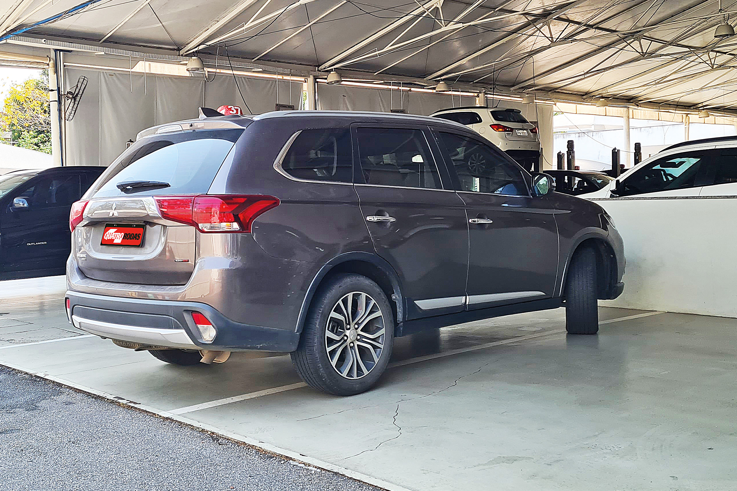 Mitsubishi Outlander Longa Duração (1)