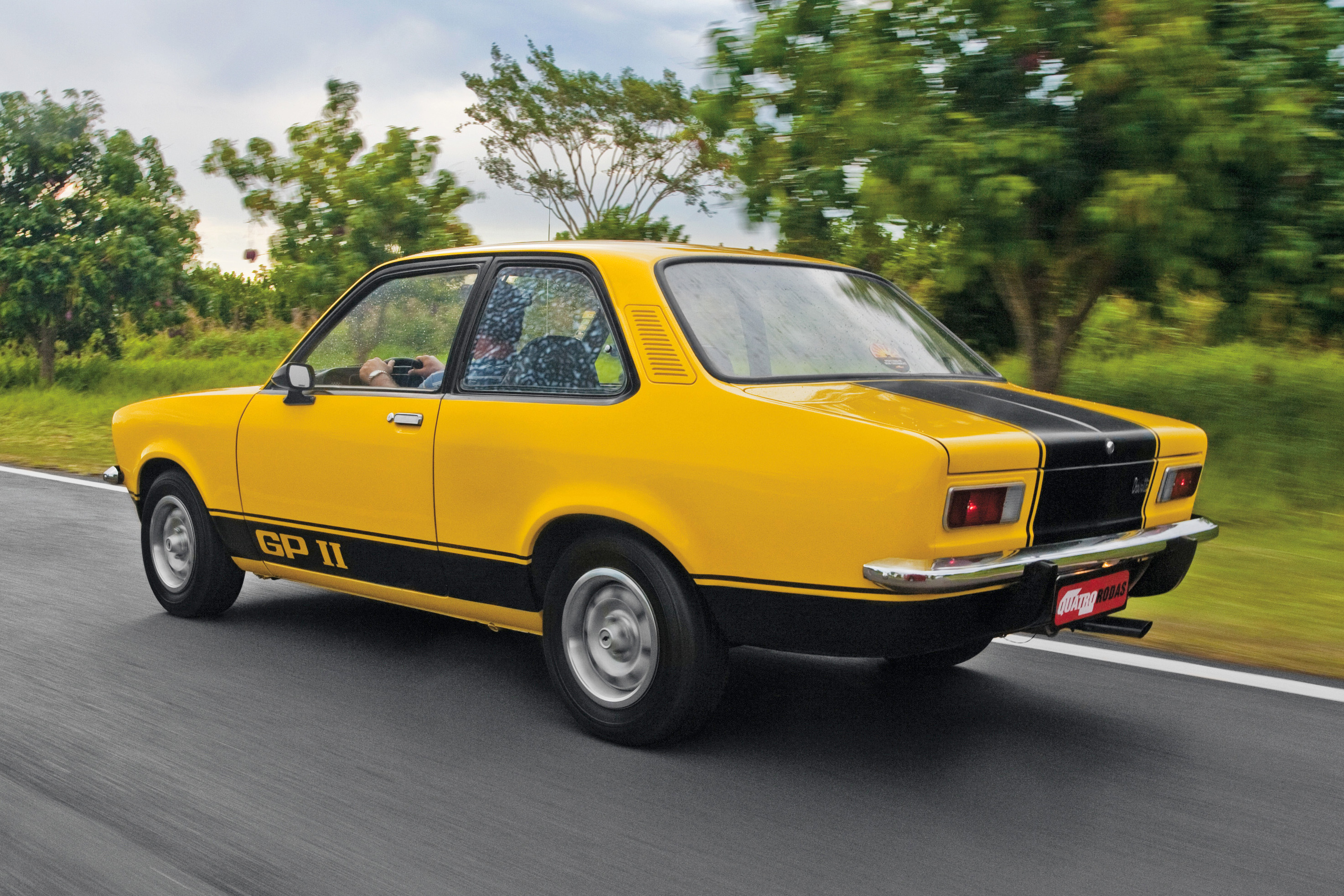 Clássicos Chevrolet Chevette GP II era o Onix RS de 40 anos atrás