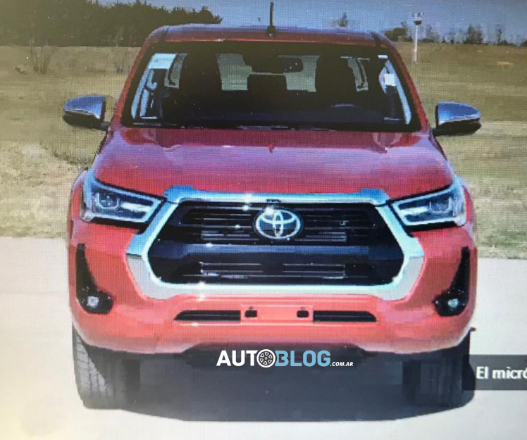 TOYOTA-HILUX-SW4-1 TOYOTA-HILUX-SW4-1