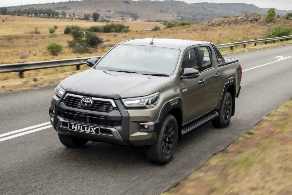 toyota_hilux_legend_double_cab_16 toyota_hilux_legend_double_cab_16