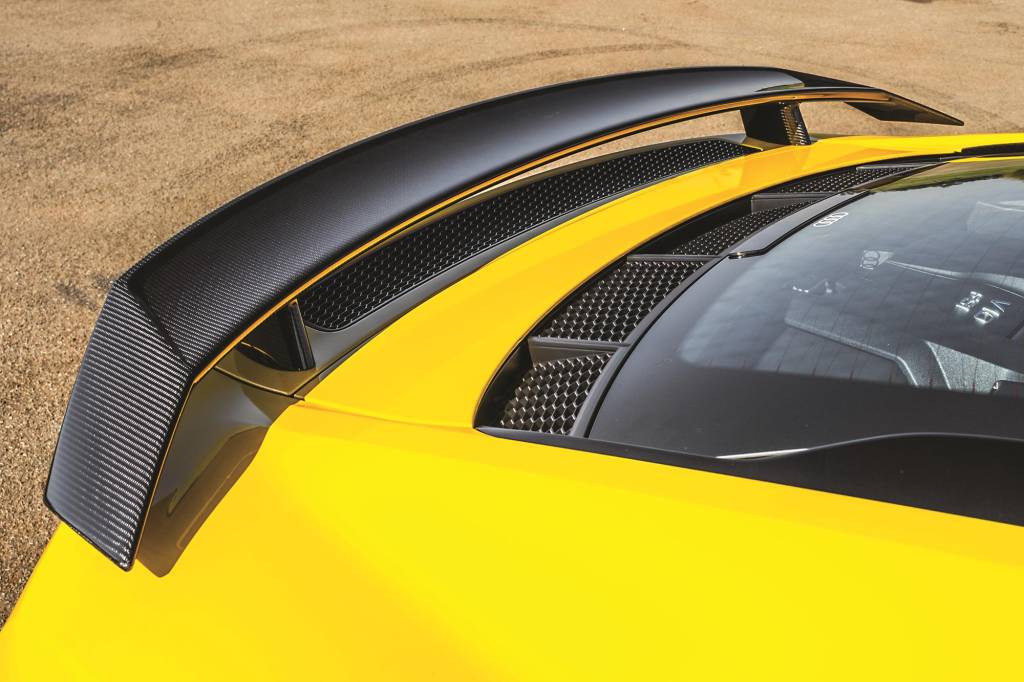 Audi R8 V10 Performance 2020 amarelo aerofólio