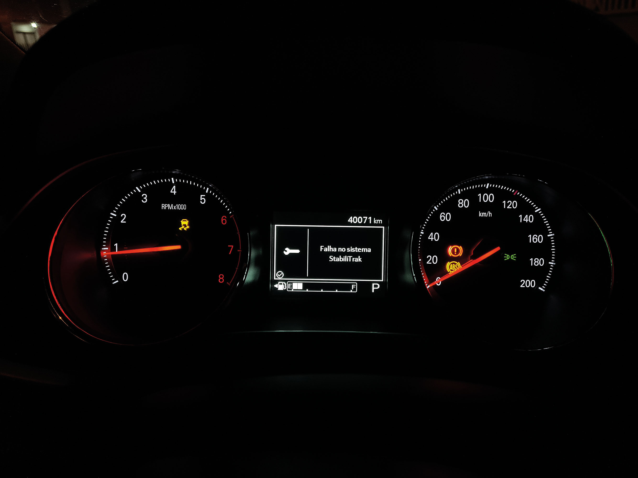 Chevrolet Onix Plus Longa Duração (5) Falha Stabilitrak onix