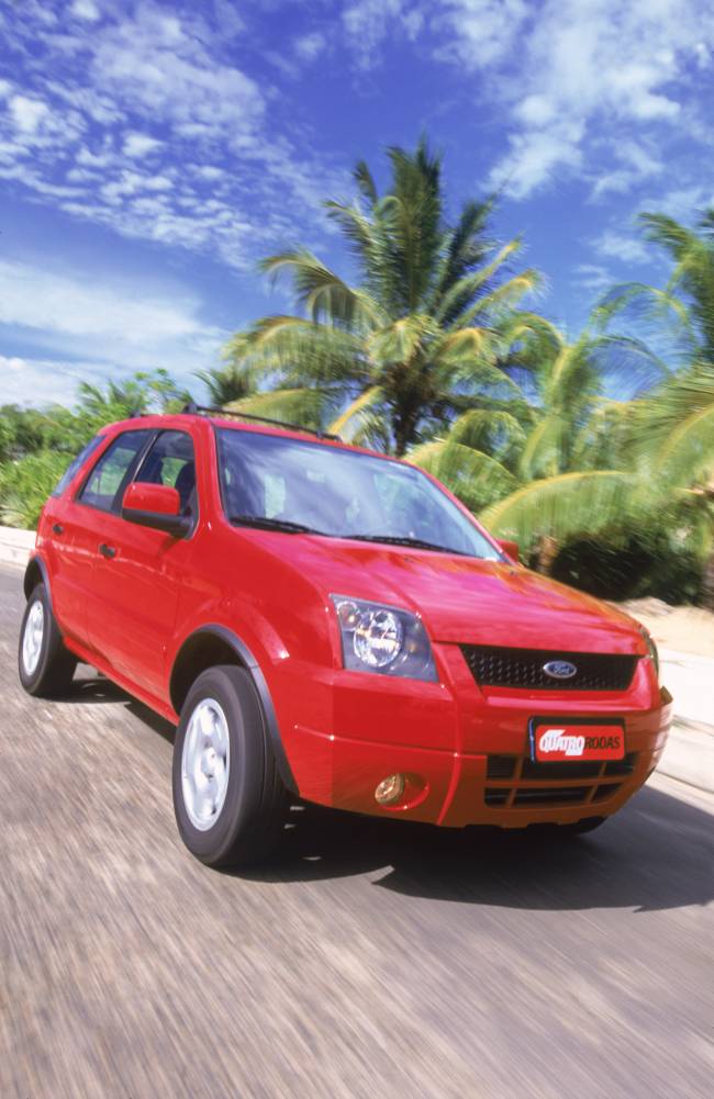 EcoSport, utilitário esportivo da Ford, testado pela revista Quatro Rodas. EcoSport, utilitário esportivo da Ford, testado pela revista Quatro Rodas
