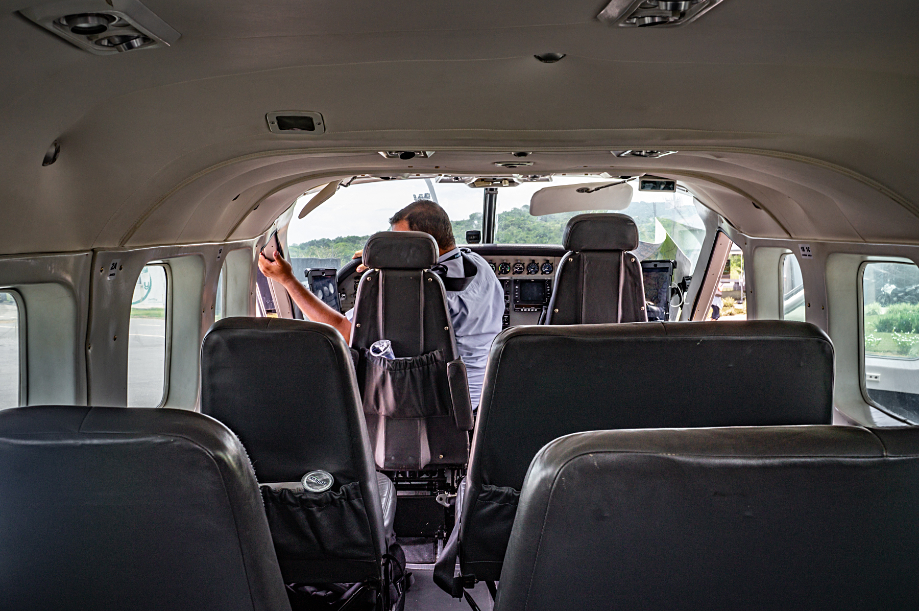 Interior Cessna 208 Caravan Azul