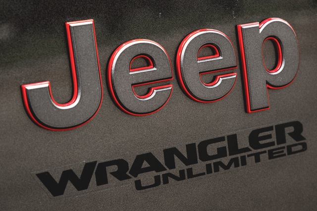 Jeep-Wrangler-Rubicon-Quatro-Rodas-Jan-2