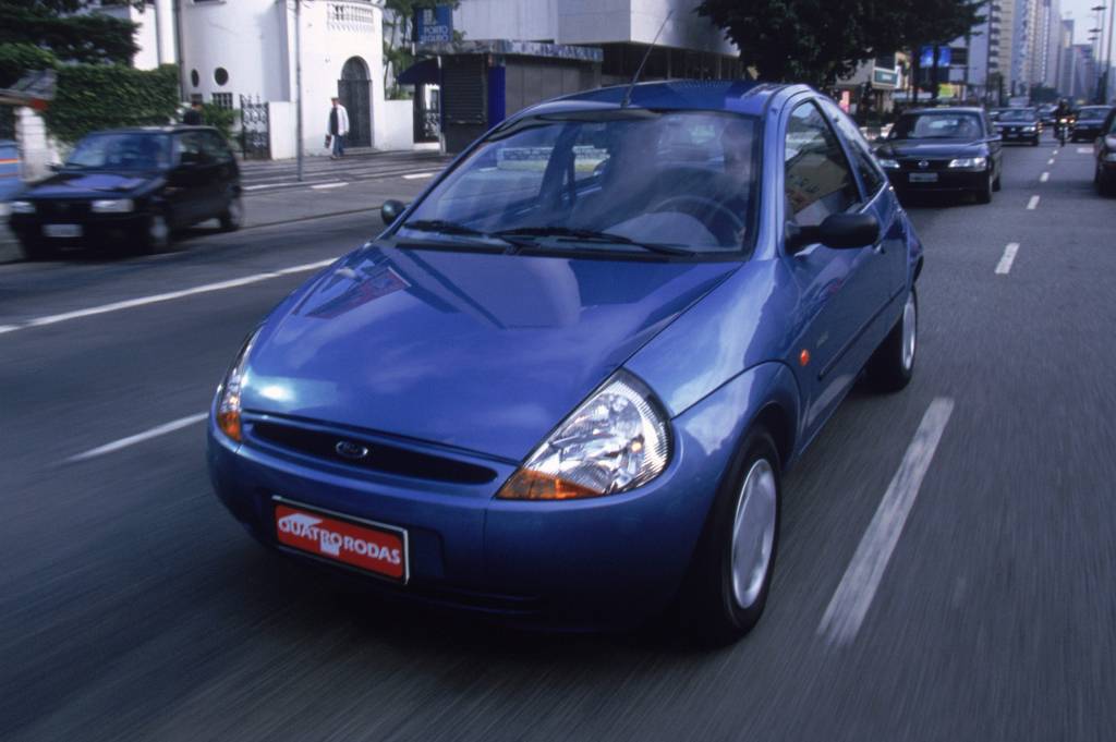 Ka 1.0 Image, modelo 2000, testado pela revista Quatro Rodas. Ka 1.0 Image, modelo 2000