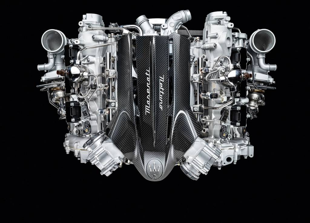 Seu motor Nettuno V6 3.0, o primeiro feito pela própria Maserati em 20 anos, que gera 630 cv de potência