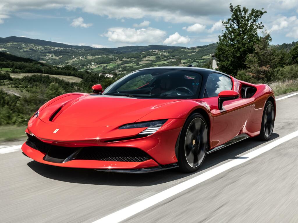 Ser híbrida como a SF90 não basta: Ferrari almeja um EV completo