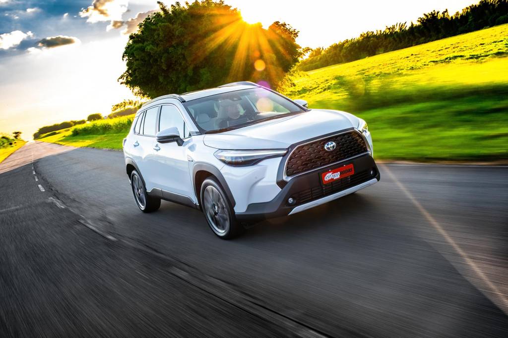 Frota de carros elétricos e híbridos do Brasil triplicou em três anos