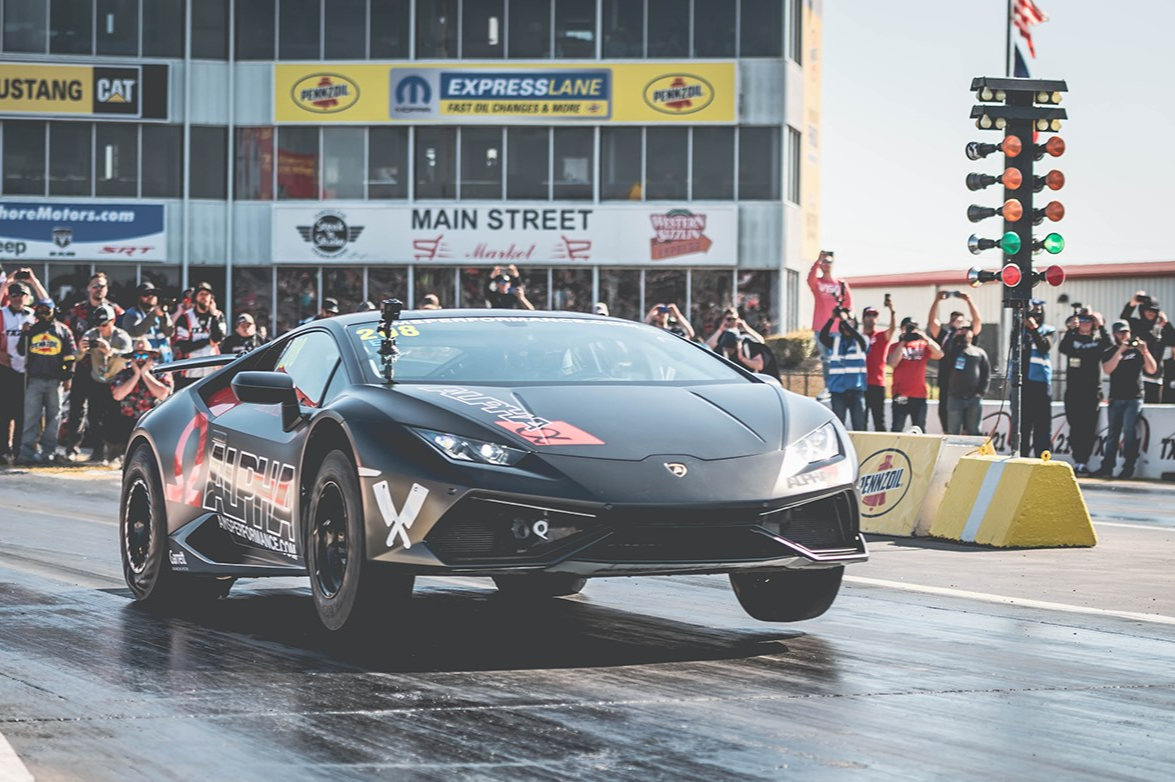 Lamborghini Huracán de  cv faz 0 a 100 km/h em 1,5 s e bate recordes |  Quatro Rodas