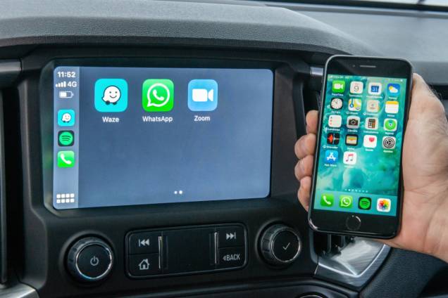 As versões LTZ e High Country possuem telas Touch Screen de 8'' e o sistema Chevrolet MyLink que permite você reproduzir a tela do seu smartphone sem precisar de cabo