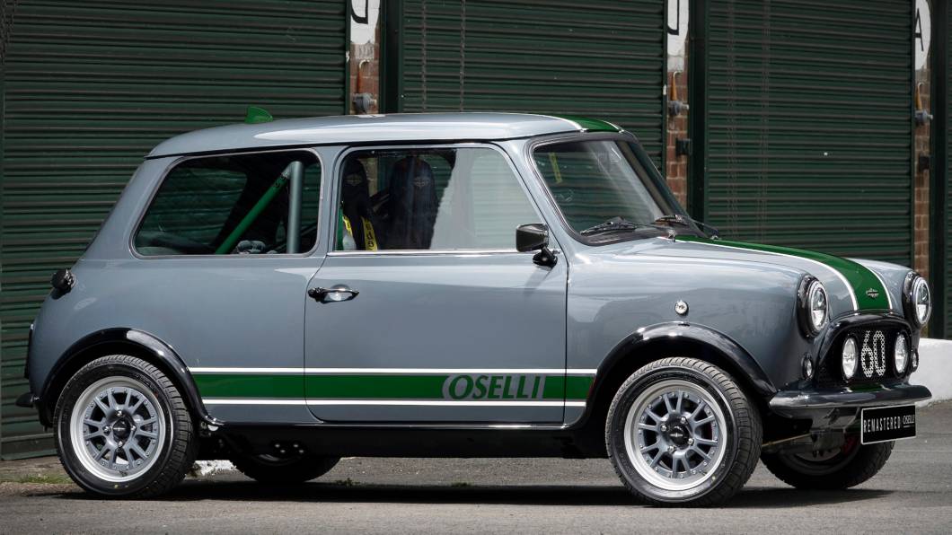 Uma das opções de cor é a carbon grey com verde Uma das opções de cor é a carbon grey com verde