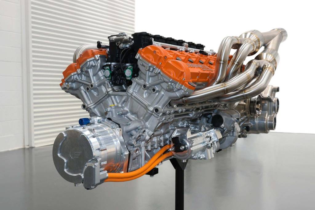 Cosworth V12 Um carro criado por Gordon Murray e que homenageia Niki Lauda não poderia contar com motor menos impressionante