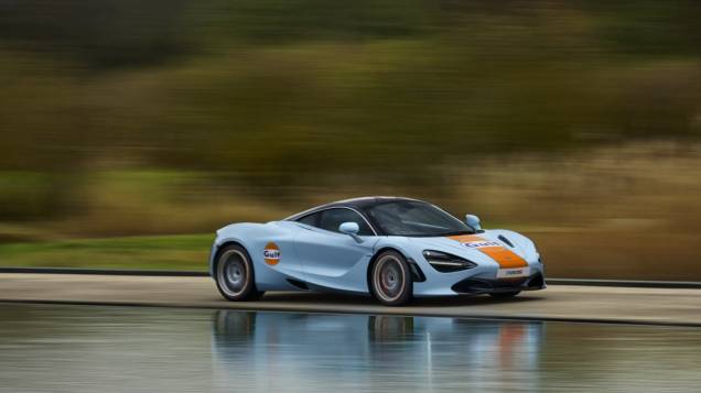O modelo é um dos mais rápidos do mercado atualmente e pode chegar até 341 km/h O modelo é um dos mais rápidos do mercado atualmente e pode chegar até 341 km/h
