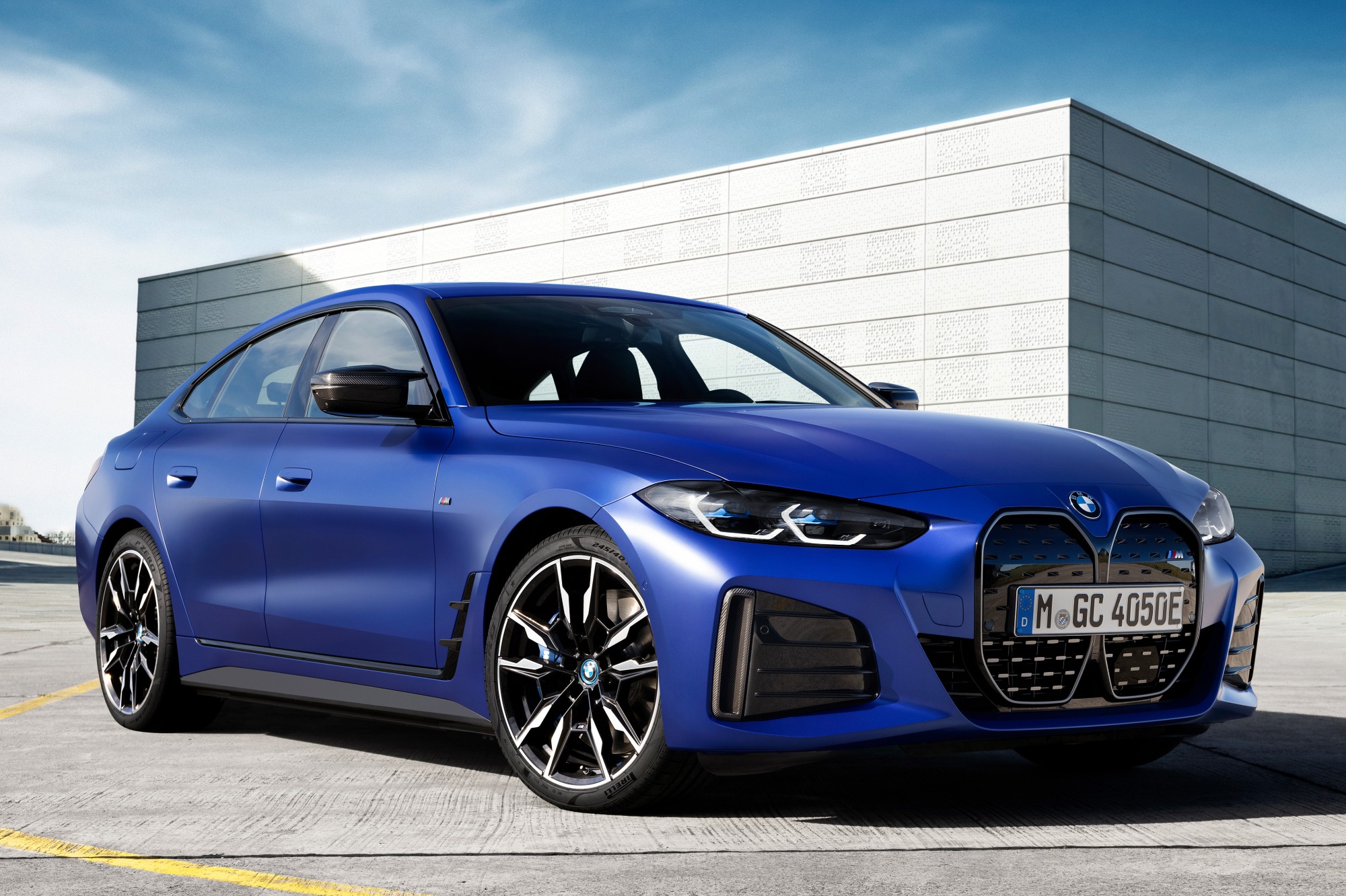 BMW lança i4, sedã elétrico de até 544 cv que chegará ao Brasil ...