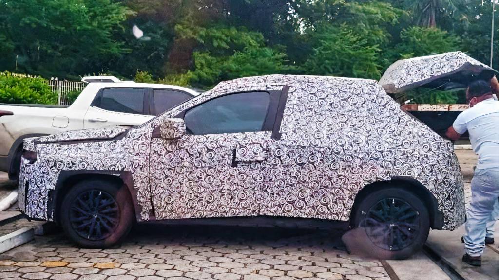 Fiat Pulse Flagra Lateral Entre-eixos apenas 1 cm maior que do Argo chama atenção