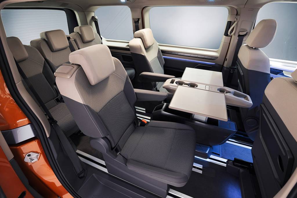 Volkswagent T7 Multivan interior