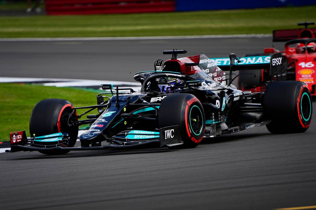 F1: Mercedes traz 'flecha de prata' de volta em 2022 - Motor Show