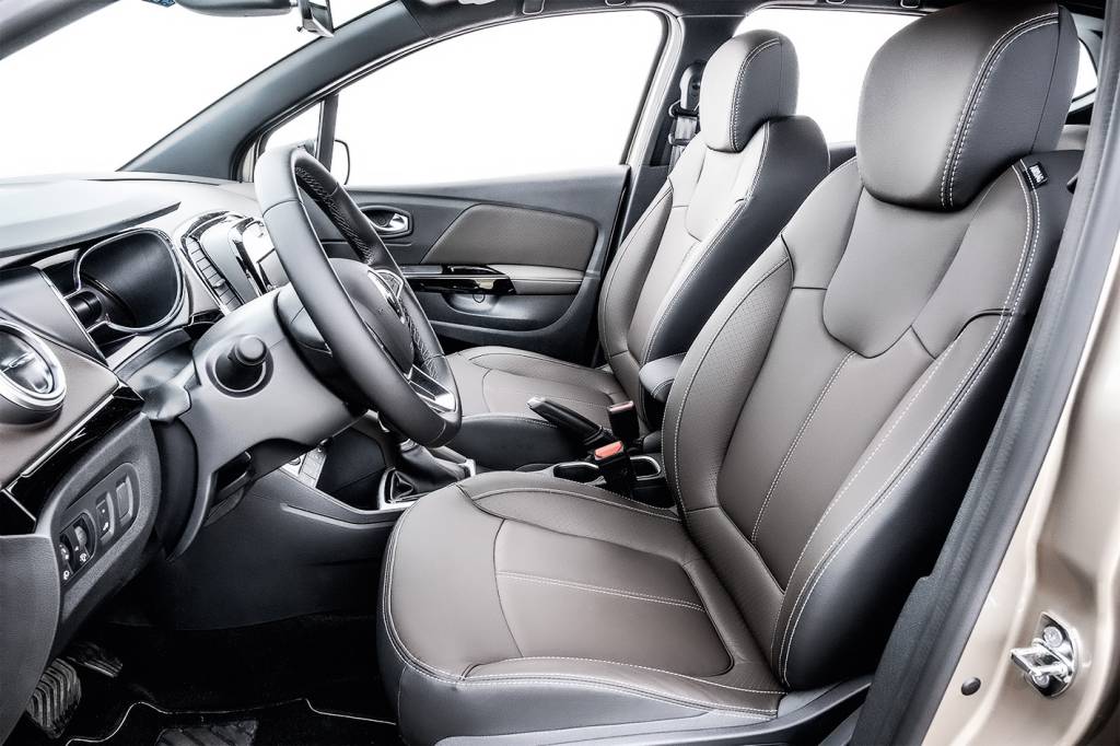 _FLP0086 Renault Captur 2022
