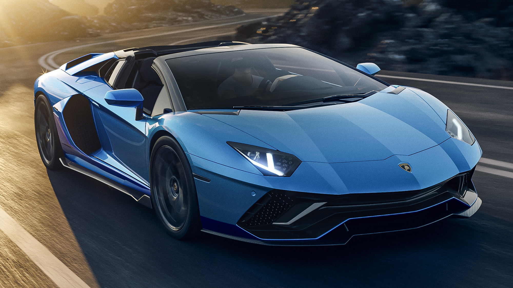 Lamborghini Aventador Ultimae azul visto de frente