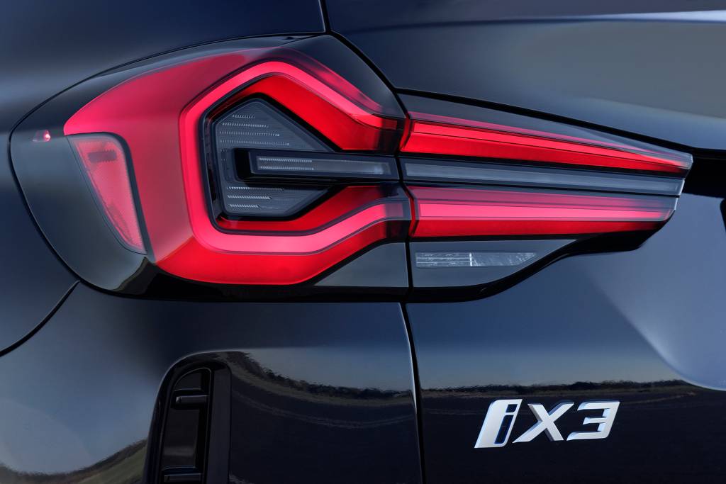 Lanterna do BMW iX3 preto 2022