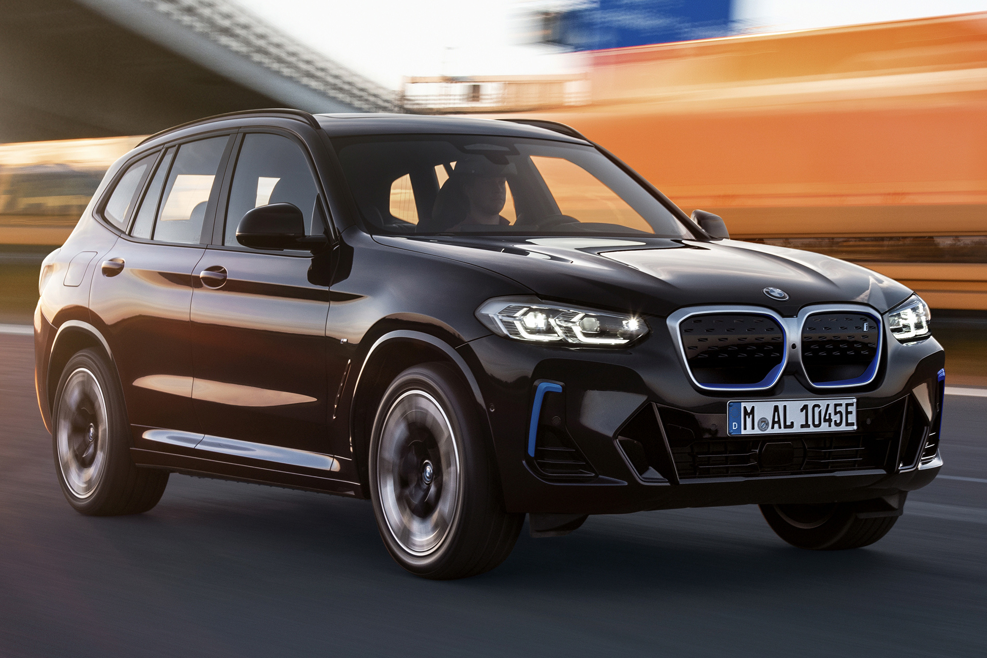 Primeiro SUV elétrico da BMW, iX3 muda após apenas um ano nas lojas