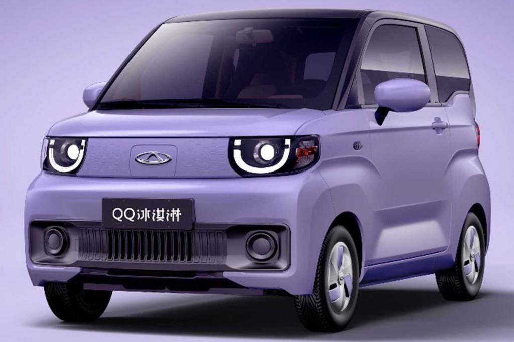 Chery QQ roxo visto 3/4 de frente