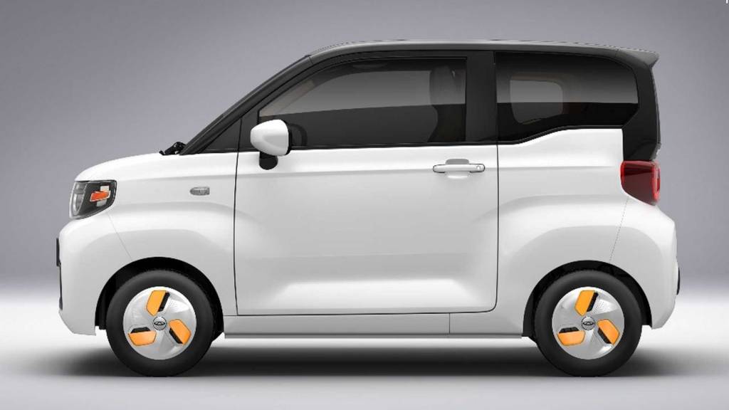 Chery QQ Chery QQ branco visto de lado
