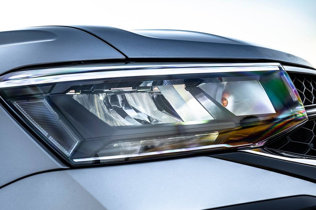 _FLP3233 Volkswagen Taos Comfortline