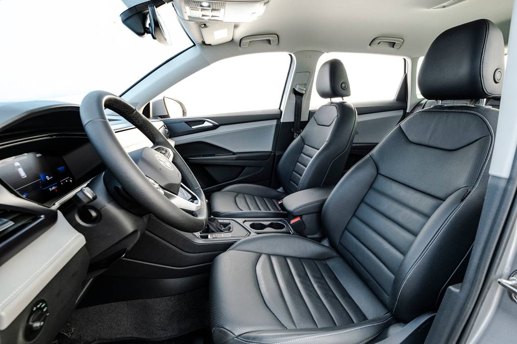 _FLP3283 Volkswagen Taos Comfortline