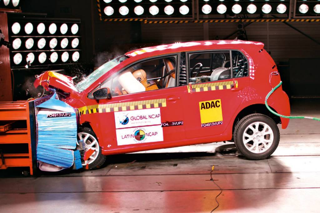 VW UP Crash Test