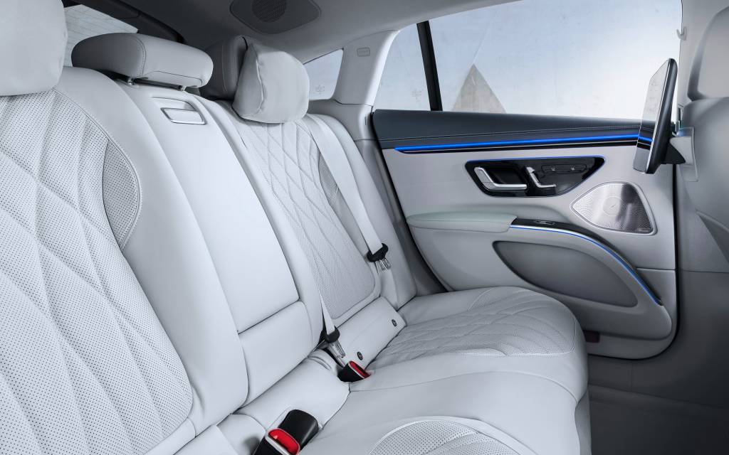 Mercedes-EQ, EQS, InterieurMercedes-EQ, EQS, Interior Muitos donos de EQS viajarão, na verdade, no banco de trás