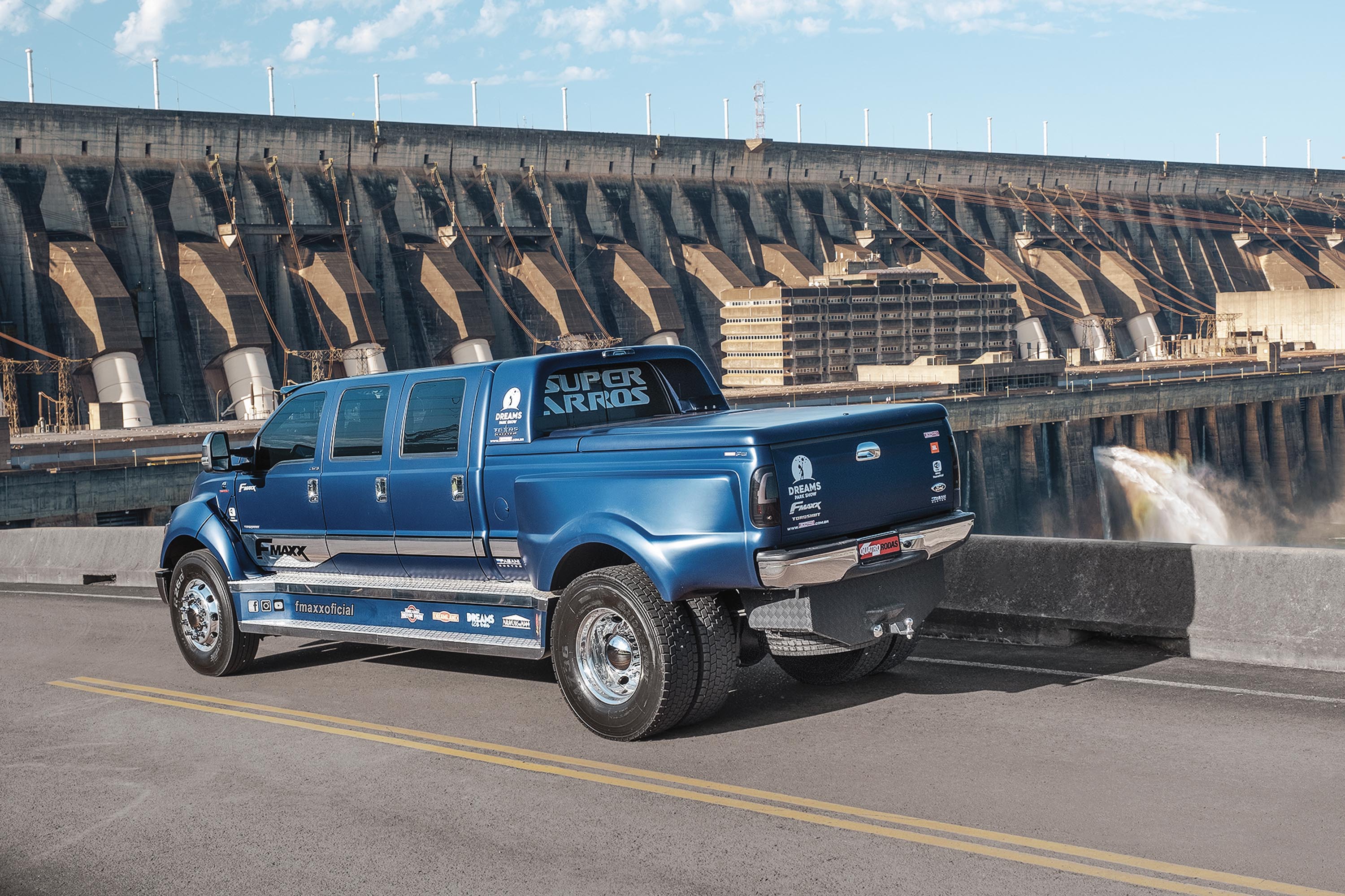 Ford F-Maxx: vídeo da picape gigante é o mais visto da história da Quatro Rodas